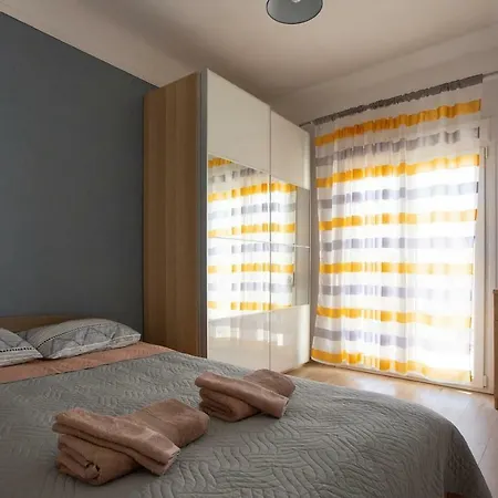 Anatoli's Sky Apartment, City Center 公寓 *